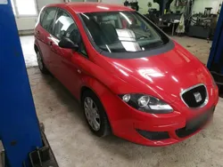 Rot Gebraucht 2005 Seat Altea Van / Kleinbus | 2.150 € (Guter Preis)