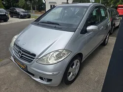 Silber Gebraucht 2004 Mercedes A200 Kleinwagen | 3.690 € (Etwas zu teuer)