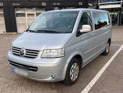 Grau Gebraucht 2004 VW T5 Van | 8.490 € (Etwas zu teuer)