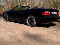 Schwarz Gebraucht 2000 Mercedes CLK230 Cabrio | 6.800 € (Superpreis)