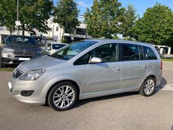 Silber Gebraucht 2009 Opel Zafira Sport Van / Kleinbus | 3.550 € (Fairer Preis)