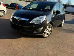 Schwarz Gebraucht 2011 Opel Meriva Innovation Van / Kleinbus | 4.450 € (Fairer Preis)