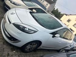 Weiß Gebraucht 2012 Renault Scénic III Dynamique Van / Kleinbus | 2.990 € (Etwas zu teuer)