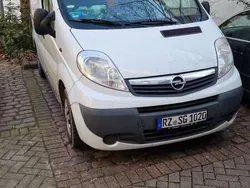 Weiß Gebraucht 2006 Opel Vivaro Edition Van | 4.650 € (Fairer Preis)