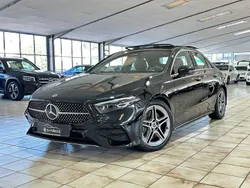 Schwarz Gebraucht 2024 Mercedes A250 AMG line Limousine | 39.900 € (Etwas zu teuer)
