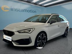 Weiß Gebraucht 2024 Cupra Leon Kombi | 30.699 € (Fairer Preis)