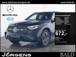 Schwarz obsidianschwarz metall Gebraucht 2024 Mercedes GLC400d AMG SUV | 71.290 € (Fairer Preis)