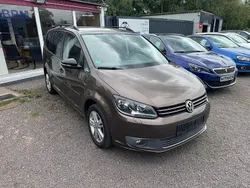 Braun Gebraucht 2013 VW Touran Van / Kleinbus | 11.250 € (Etwas zu teuer)