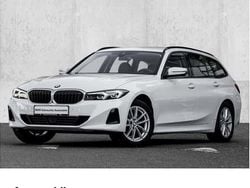 Weiß Gebraucht 2023 BMW 318 Sport Line Kombi | 24.999 € (Guter Preis)