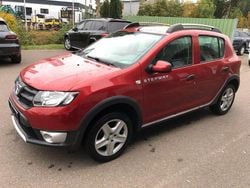 Rot Gebraucht 2013 Dacia Sandero Stepway Ambiance Kleinwagen | 3.490 € (Guter Preis)