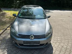 Grau Gebraucht 2010 VW Golf VI Highline Limousine | 3.299 € (Fairer Preis)