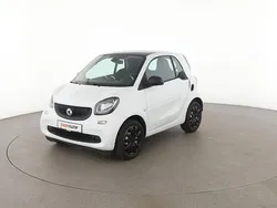 Weiß Gebraucht 2018 Smart ForTwo Coupé Basis Kleinwagen | 9.440 € (Fairer Preis)