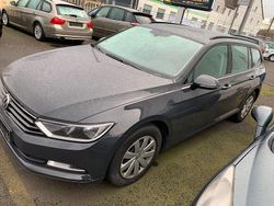 Grau Gebraucht 2016 VW Passat Trendline Kombi | 7.500 € (Fairer Preis)