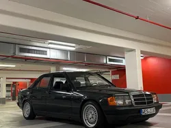 Schwarz Gebraucht 1988 Mercedes 190 Limousine | 11.900 €