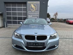 Blau Gebraucht 2009 BMW 318 Limousine | 5.900 € (Etwas zu teuer)