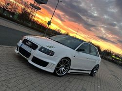 Weiß Gebraucht 2000 Audi A3 Limousine | 4.000 €