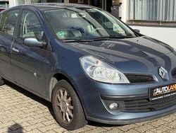 Grau Gebraucht 2005 Renault Clio III Privilege Kleinwagen | 1.350 € (Superpreis)