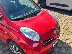 Rot Gebraucht 2005 Nissan Micra City Kleinwagen | 2.200 € (Fairer Preis)