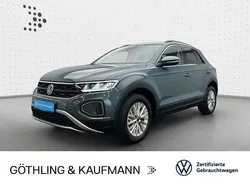 Blau Gebraucht 2024 VW T-Roc Life SUV | 25.930 € (Guter Preis)