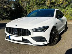 Weiß Gebraucht 2020 Mercedes CLA250e Shooting Brake AMG line Kombi | 25.900 € (Fairer Preis)