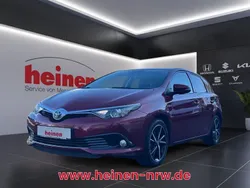 Toyota Auris Hybrid