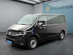 Schwarz Gebraucht 2024 VW Caravelle Van / Kleinbus | 65.299 €