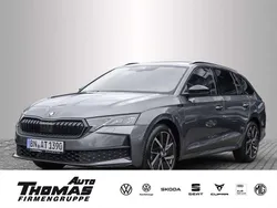 Graphitegrau metallic Gebraucht 2025 Skoda Octavia SportLine Kombi | 39.480 € (Etwas zu teuer)