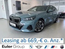 Gruen Gebraucht 2024 BMW 520 Performance Kombi | 52.889 € (Guter Preis)