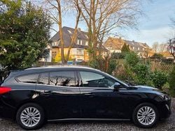 Schwarz Gebraucht 2020 Ford Focus Titanium Kombi | 16.200 € (Fairer Preis)