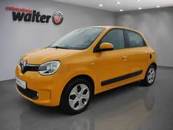 Gelb Gebraucht 2021 Renault Twingo LIMITED Kleinwagen | 9.990 € (Fairer Preis)
