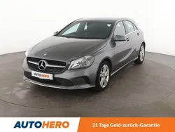 Grau Gebraucht 2015 Mercedes A180 Urban Limousine | 14.160 € (Fairer Preis)
