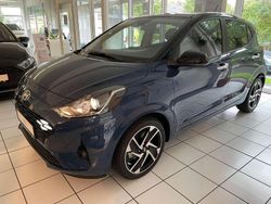 Vibrant blue/ phantom black / Neu 2025 Hyundai i10 Prime Kleinwagen | 21.140 € (Fairer Preis)