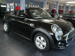 Schwarz Gebraucht 2018 Mini Cooper Cabriolet Cabrio | 16.980 € (Guter Preis)