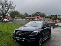 Blau Gebraucht 2012 Mercedes ML350 SUV | 15.000 € (Superpreis)