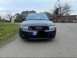 Schwarz Gebraucht 2004 Audi A4 S-line plus Kombi | 3.600 € (Fairer Preis)