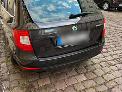 Schwarz Gebraucht 2011 Skoda Superb Elegance Kombi | 8.500 € (Fairer Preis)