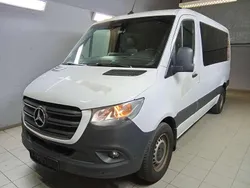 Arktikweiss Gebraucht 2023 Mercedes Sprinter Van | 23.900 €
