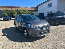 Grau Gebraucht 2015 Peugeot 2008 Allure SUV | 9.300 € (Fairer Preis)