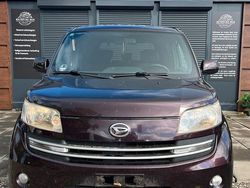 Violett Gebraucht 2007 Daihatsu Materia Van / Kleinbus | 3.500 € (Etwas zu teuer)