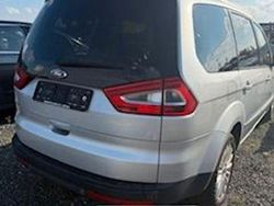 Grau Gebraucht 2013 Ford Galaxy Titanium Van / Kleinbus | 2.200 €