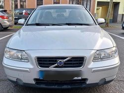 Silber Gebraucht 2008 Volvo S60 Limousine | 5.200 € (Teuer)