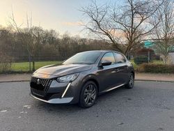 Grau Gebraucht 2021 Peugeot 208 Active Kleinwagen | 7.990 € (Etwas zu teuer)