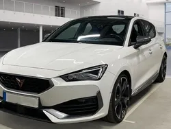 "candy" weiss Gebraucht 2022 Cupra Leon VZ Limousine | 27.885 € (Guter Preis)