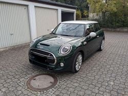 Grün Gebraucht 2018 Mini Cooper S Kleinwagen | 18.900 € (Etwas zu teuer)