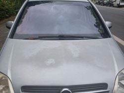 Silber Gebraucht 2005 Opel Meriva Edition Van / Kleinbus | 990 € (Guter Preis)