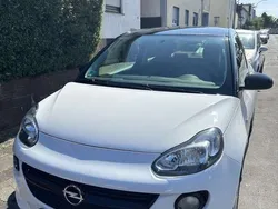 Weiß Gebraucht 2017 Opel Adam Kleinwagen | 7.300 € (Fairer Preis)