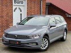Grau Gebraucht 2021 VW Passat Business Kombi | 17.950 € (Fairer Preis)
