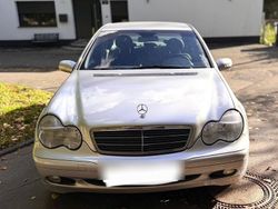 Silber Gebraucht 2003 Mercedes C220 Limousine | 3.399 € (Fairer Preis)