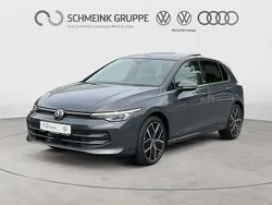 Andere farbe Gebraucht 2024 VW Golf VIII Edition Limousine | 35.880 € (Teuer)