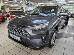 Marlingrau metallic Gebraucht 2023 Toyota RAV4 Hybrid Business Edition SUV | 34.990 € (Guter Preis)